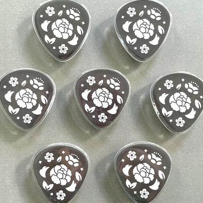 Kpop Inspired Guitar Pick Phone Grip